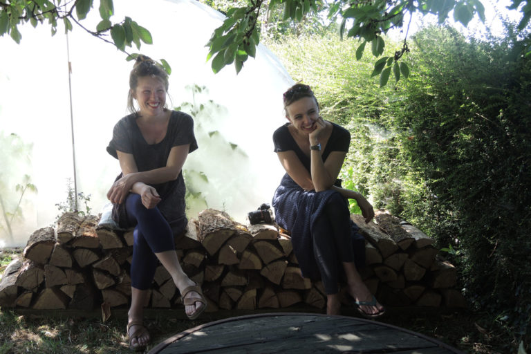 charline et tinuviele ©isabelle bussi